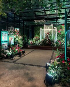 Glasshouse Decoration